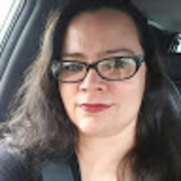 Meet your Posher, Jenette - Picture 1 of 1